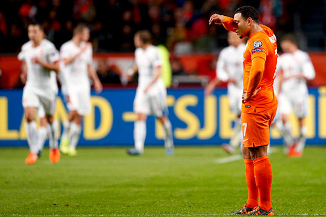 © GEPA/Pro Shots/Stanley Gontha Enttäuschter Memphis Depay (Niederlande)