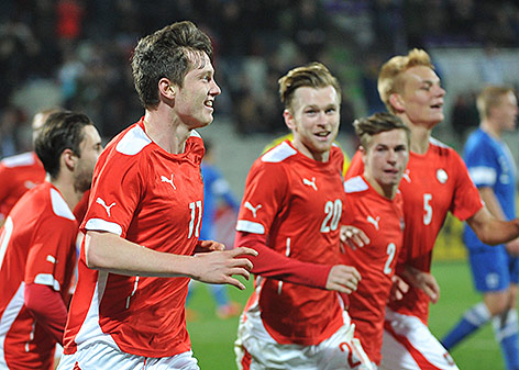 U21-Spieler jubeln