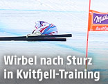 Gestürzter Guillermo Fayed liegt verletzt auf der Piste