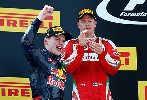 © APA/AP/Manu Fernandez Jubel von Max Verstappen (NED/Red Bulld), im Hintergrund Kimi Räikkönen (FIN/Ferrari)