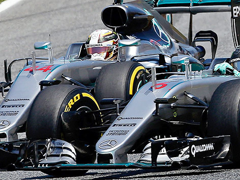© APA/AP/Manu Fernandez Zusammentreffen zweier Mercedes-Fahrer