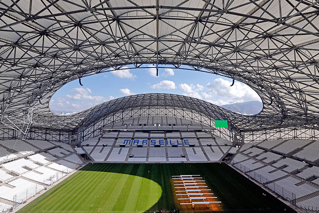 © Reuters/Jean-Paul Pelissier Stadion von Marseille