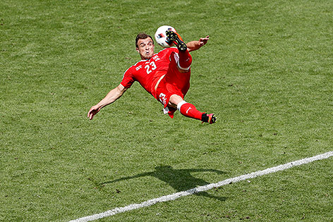 © Reuters/Max Rossi Xherdan Shaqiri erzielt den Ausgleich