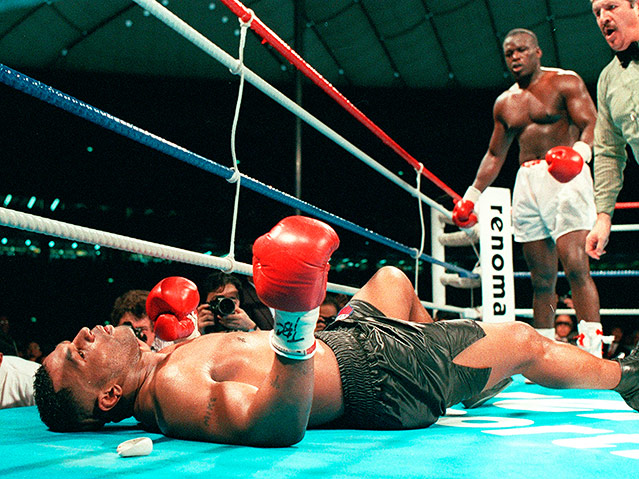 © Reuters/Kyodo Mike Tyson gegen James Douglas
