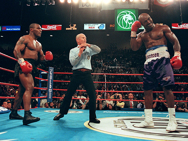 © APA/AFP/picturedesk.com/Jeff Haynes Mike Tyson und Evander Holyfield