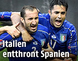 Giorgio Chiellini und Emanuele Giaccherini (ITA)