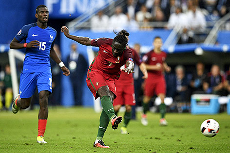 © APA/AFP/Martin Bureau Eder mit dem Torschuss