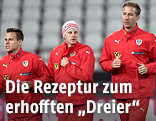 Louis Schaub, Martin Hinteregger und Marc Janko im Training