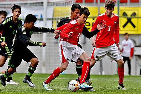 © GEPA/Markus Oberlaender Kevin Ortega Mercado (MEX), Flavius Daniliuc and Esad Bejic (AUT)