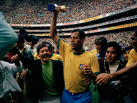 © AP/Gianni Foggia Carlos Alberto