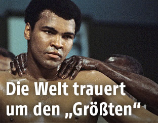 Muhammad Ali vor seinem Kampf gegen den Briten Richard Dunn im Mai 1976 in der Olympiahalle München