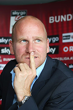 © GEPA/Christian Ort Bundesliga Vorstand Christian Ebenbauer