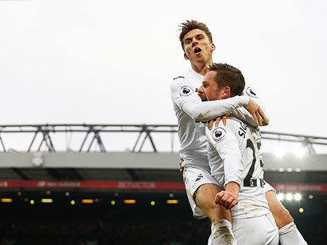 Gylfi Sigurdsson nach dem Siegestof