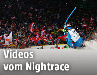 Skifahrer beim Nightrace
