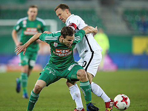 © GEPA/Patrick Leuk Louis Schaub (Rapid) und Daniel Toth (Admira)