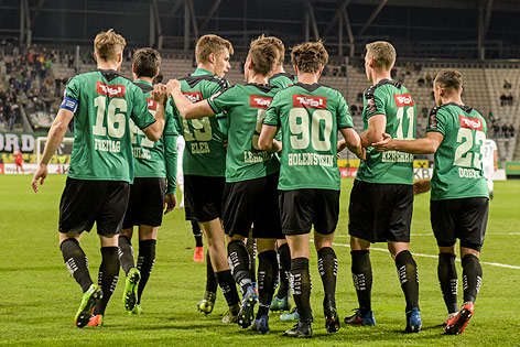 © GEPA/Hans Osterauer Innsbruck-Spieler jubeln