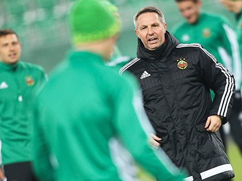 Damir Canadi beim Training