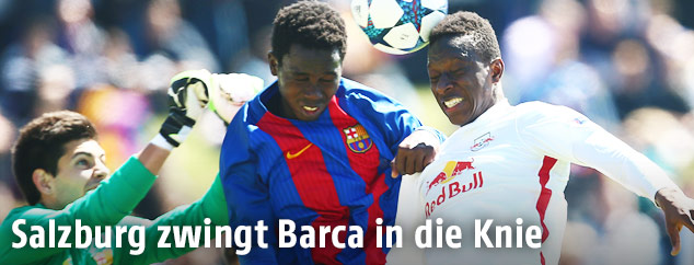 Zweikampf zwischen Salzburg und Barcelona