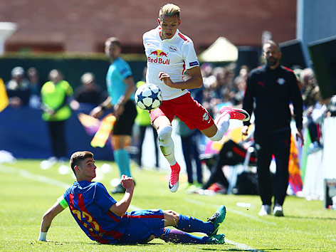 © GEPA/Felix Roittner Hannes Wolf (Salzburg) und Eric Montes (Barcelona)
