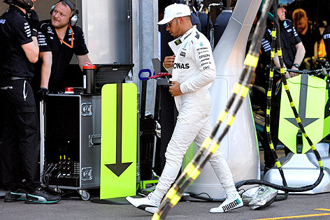 © APA/AFP/Andrej Isakovic Lewis Hamilton vor der Box