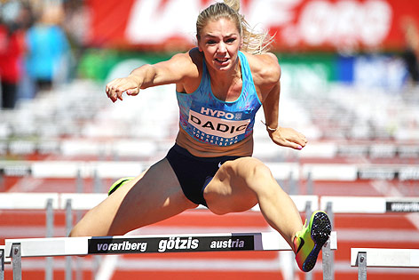 Ivona Dadic beim Hürdenlauf