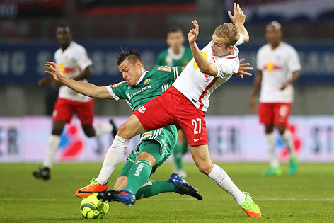 Stefan Schwab (Rapid) und Konrad Laimer (Salzburg)