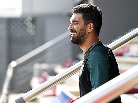 © APA/AFP/Lluis Gene Arda Turan