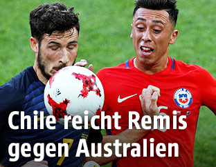 Mathew Leckie (AUS) gegen Martin Rodriguez (CHI)