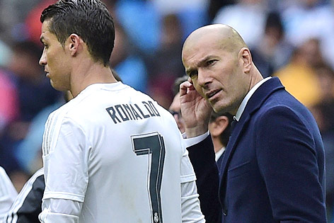 Cristiano Ronaldo mit Real-Trainer Zinedine Zidane