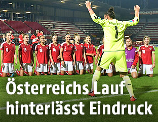 Jubel der &Ouml;FB-Spielerinnen