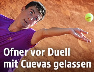 Sebastian Ofner (AUT) beim Aufschlag