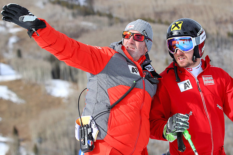 © GEPA/Christian Walgram Andreas Puelacher (Sportlicher Leiter ÖSV Herren) und Marcel Hirscher