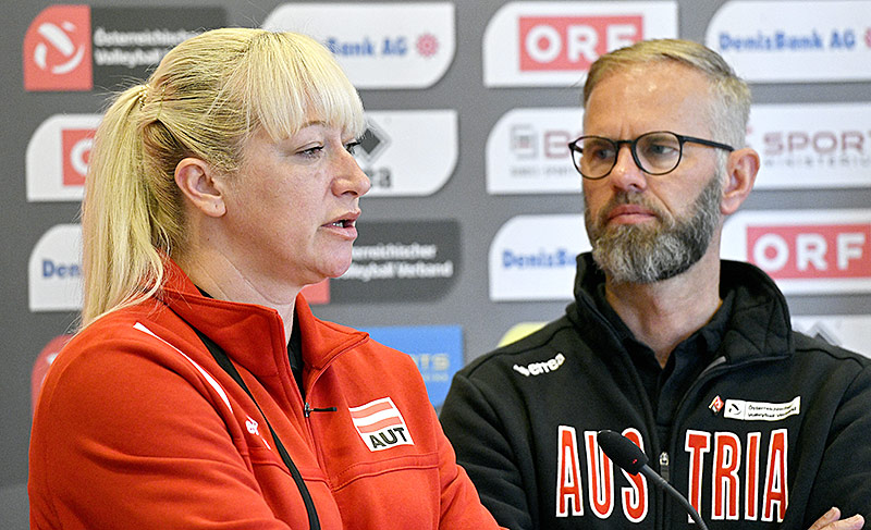 © APA/Hans Punz Volleyball-Frauen-Teamchefin Svetlana Ilic und Herren-Teamchef Michael Warm