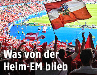 Österreichische Fans im Ernst-Happel-Stadion bei der Heim-EM 2008