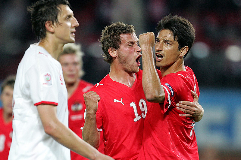 © GEPA/Mario Kneisl Jubel von Jürgen Säumel und Ivica Vastic bei der EM 2008