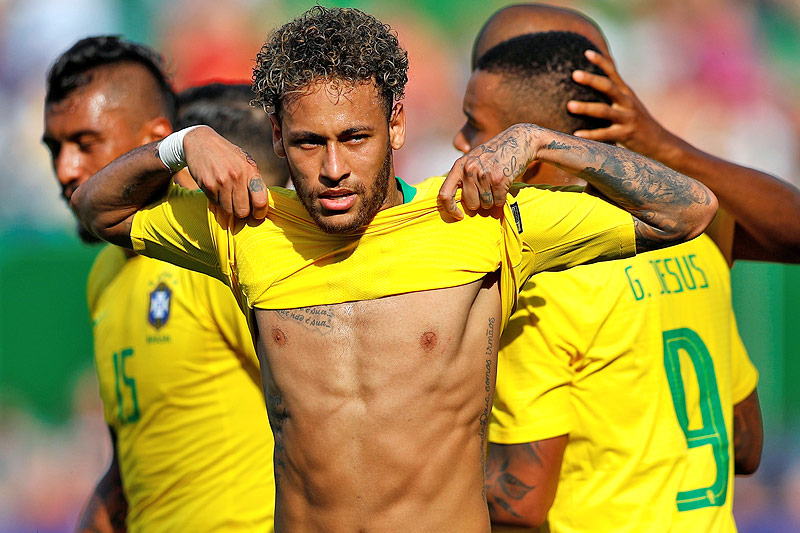 © Reuters/Leonhard Foeger Torjubel von Neymar (Brasilien)