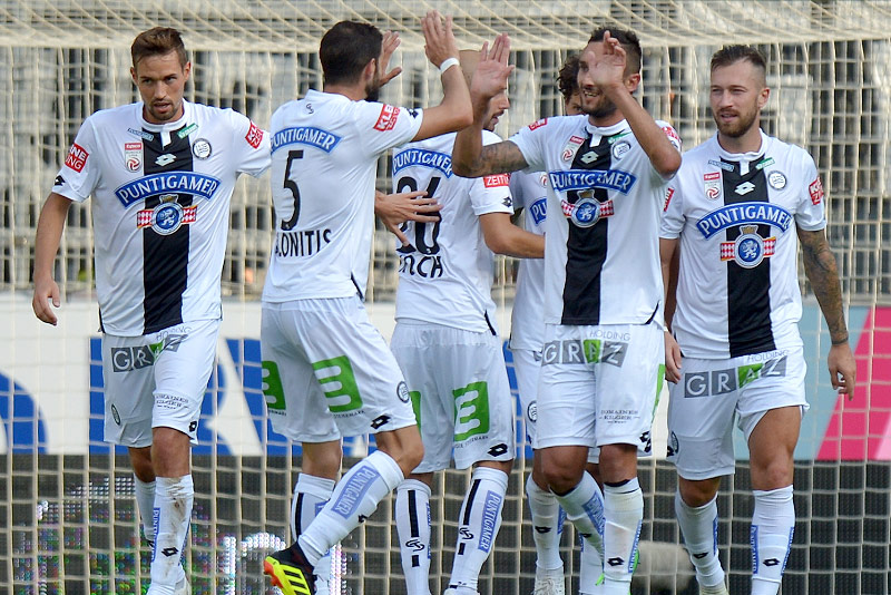 © GEPA/Amir Beganovic Spieler von Sturm Graz jubeln